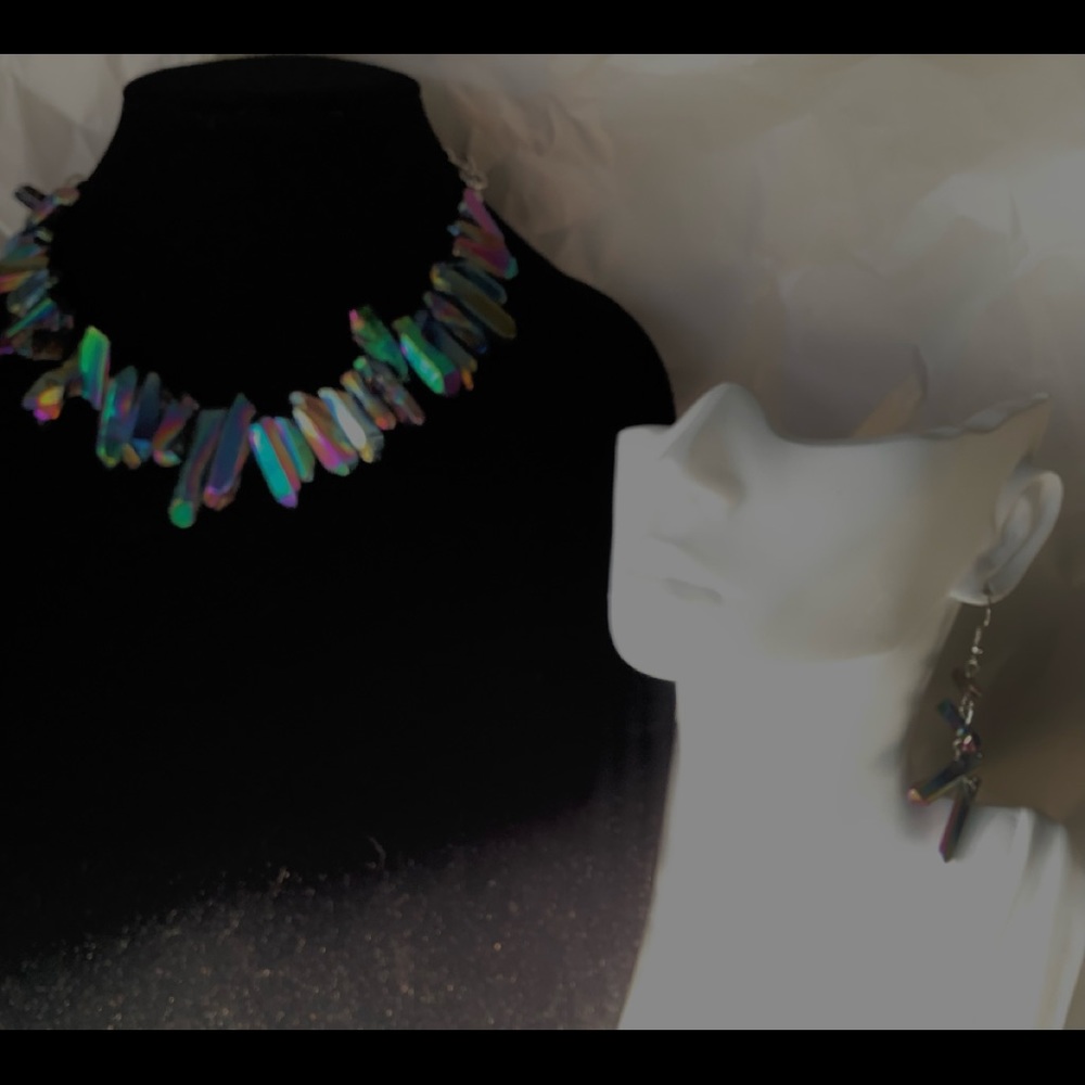 Oil Slick Statement Piece🥰